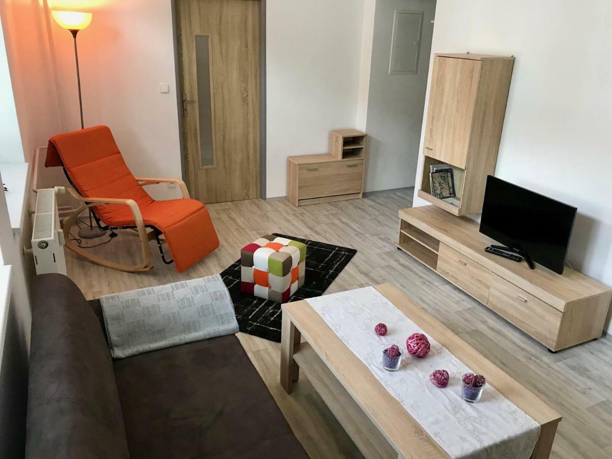 Apartmany Dagmar マリアーンスケー・ラーズニェ エクステリア 写真